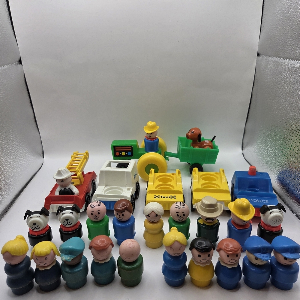 Vintage Fisher Price Little People Lot Fireman, Farmer, Mail 70s-90s